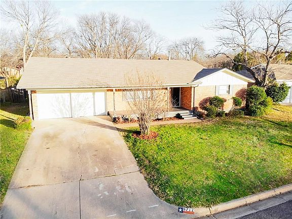 3rd image of 4712 Mackey Dr