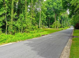 1389 Branchwood Dr, Snellville, GA 30078