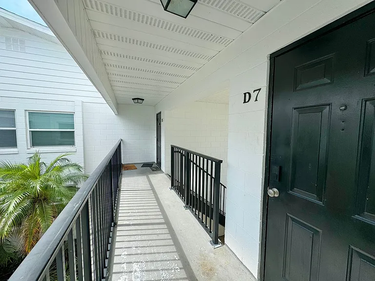 1550 11th St NE #D7 — Photo 37