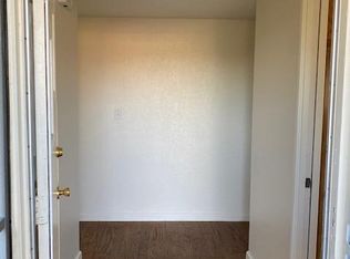 276 E Monterey Rd, Corona, CA 92879