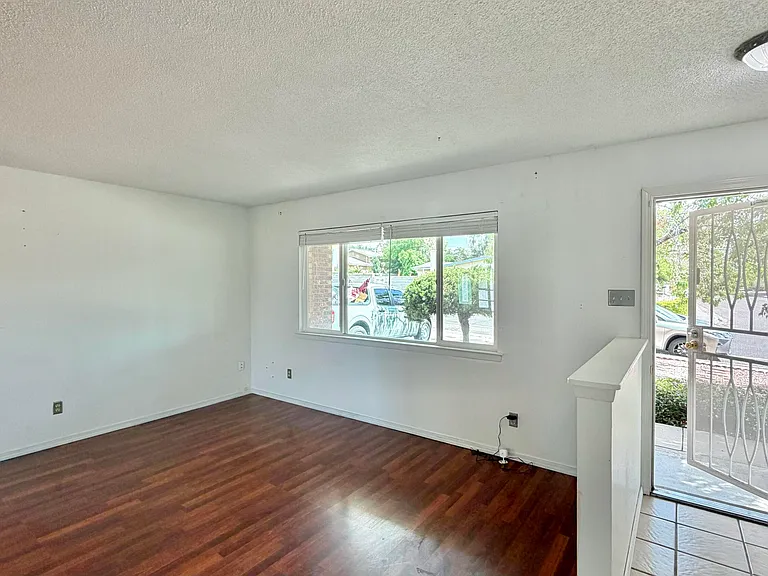 12205 Brentwood Hills Blvd NE — Photo 5