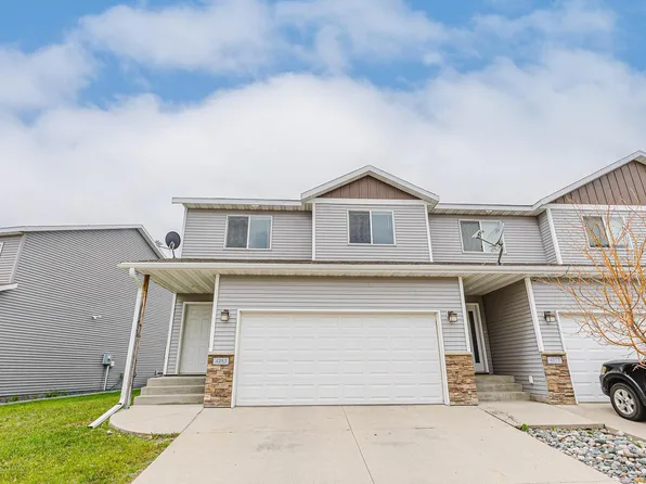 4283 51st St S, Fargo, ND 58104