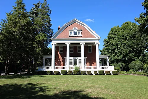 1340 East Ave #3A Photo 1
