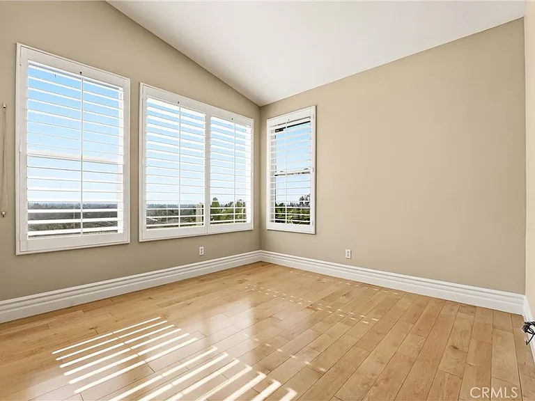 2536 Brennen Way — Photo 29