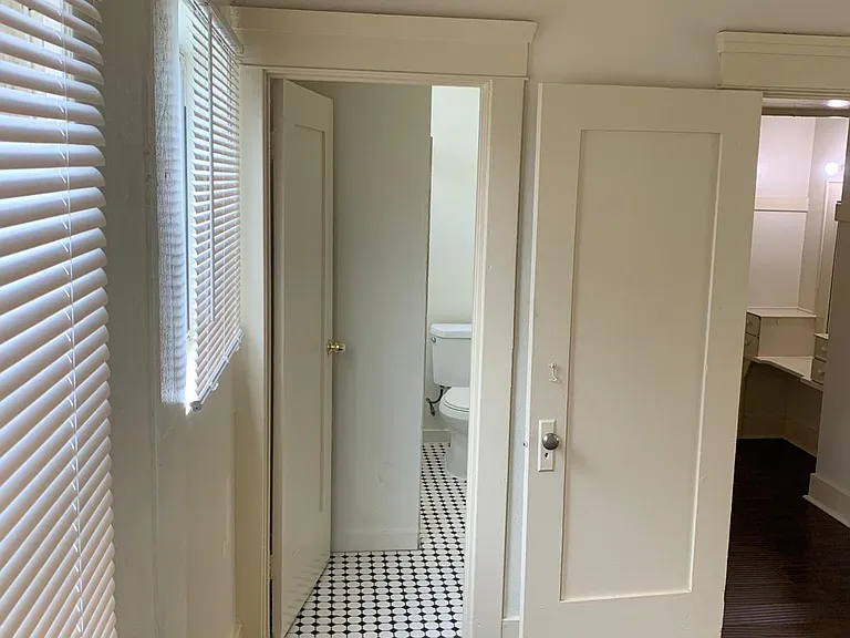 546 Cedar Ave #B — Photo 6
