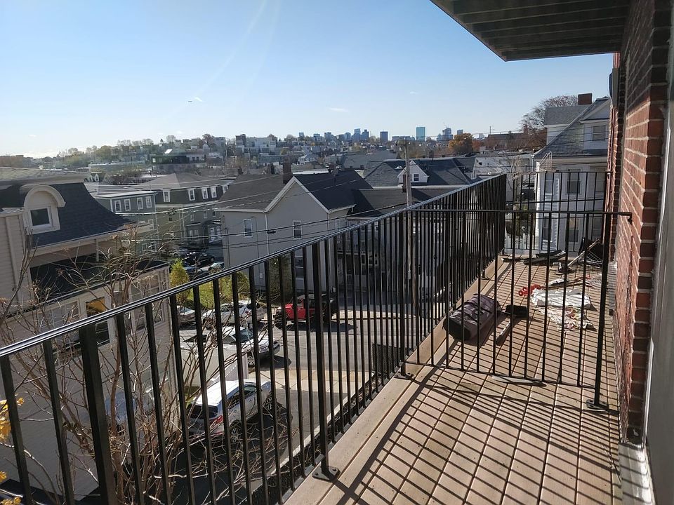 1st image of 55 Eleanor St APT 14