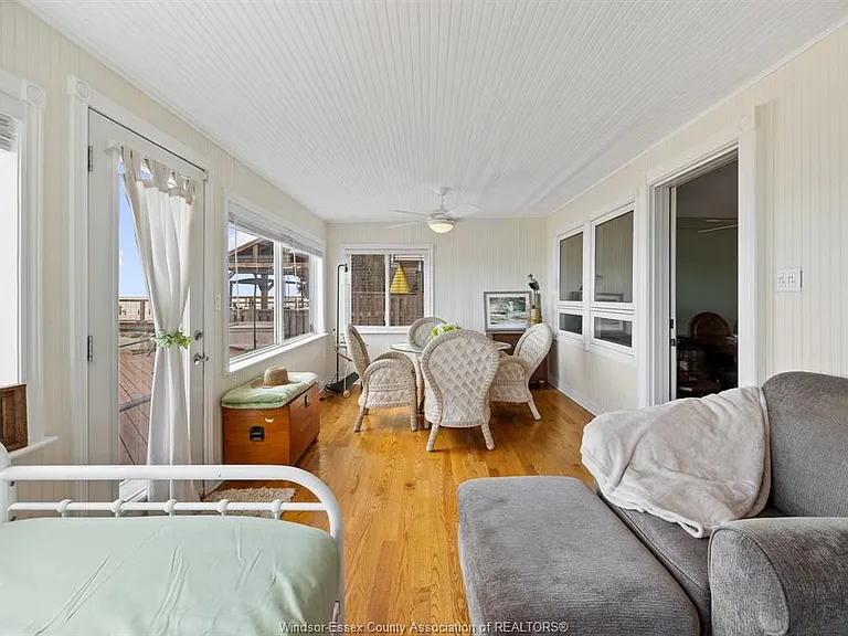689 Ross Beach Rd — Photo 16