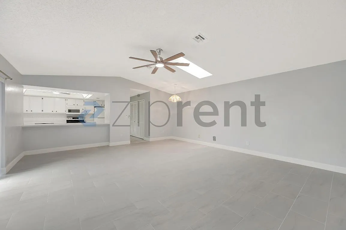 2 bed, 1465 sqft, $1,875 — Photo 3