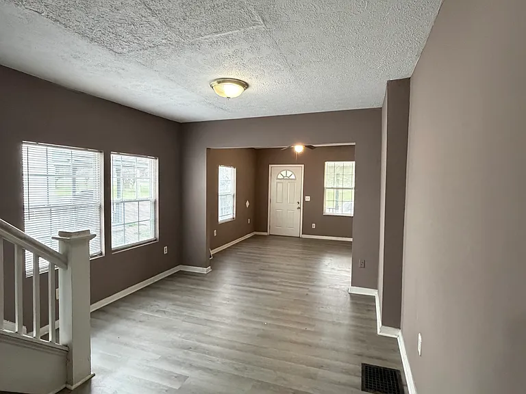 2343 Martin Luther King Jr St — Photo 5