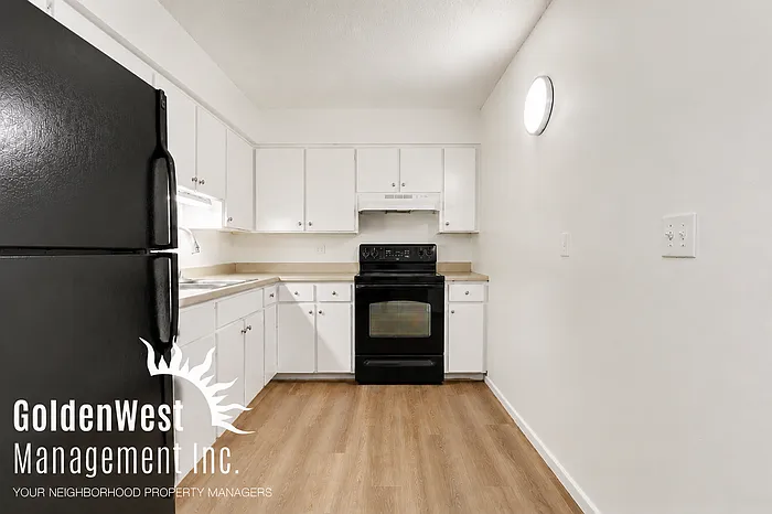 2041 W Berridge Ln #1 — Photo 5