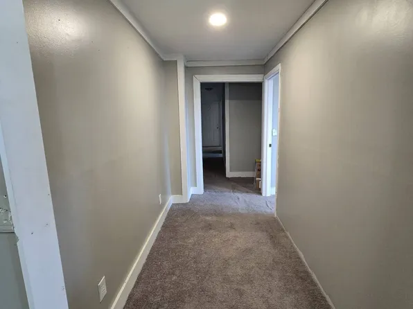 325 Frederick St #1, Bluefield, WV 24701