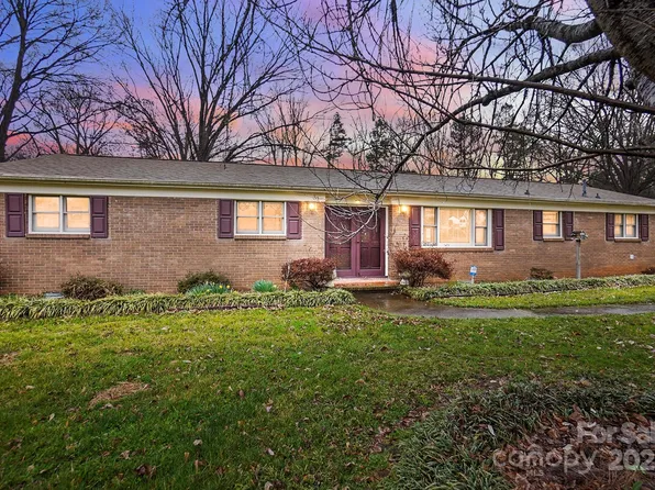 9534 Markus Dr, Mint Hill, NC 28227