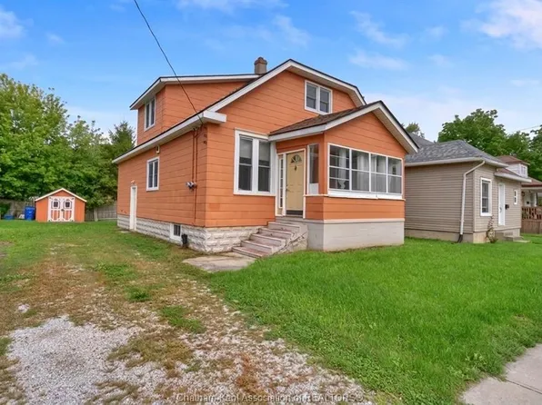 121 Cornhill St, Chatham Kent, ON N7L 1M9