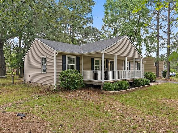 3rd image of 9714 Kathleen Dr