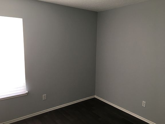 5th image of 1007 McKavett Dr