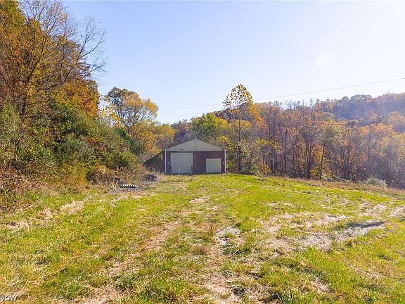 4th image of Plum Rd