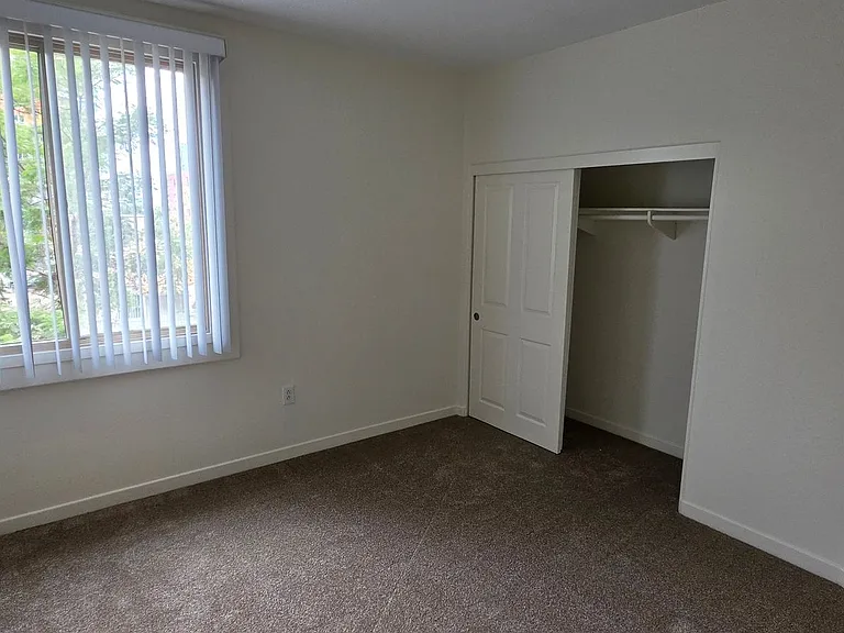 1501 Front St #202 — Photo 11