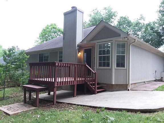 3rd image of 149 Rebecca Pines Dr NW