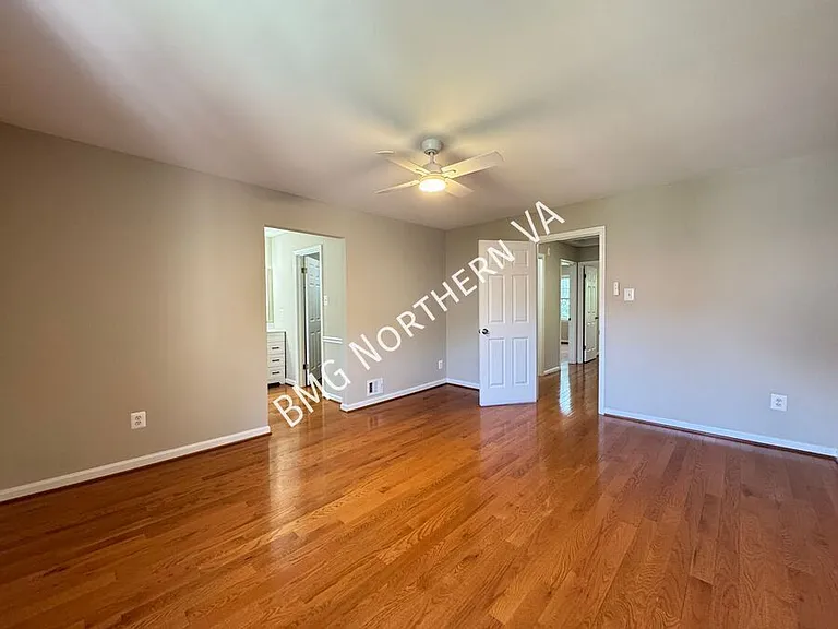 9606 Scotch Haven Dr — Photo 13