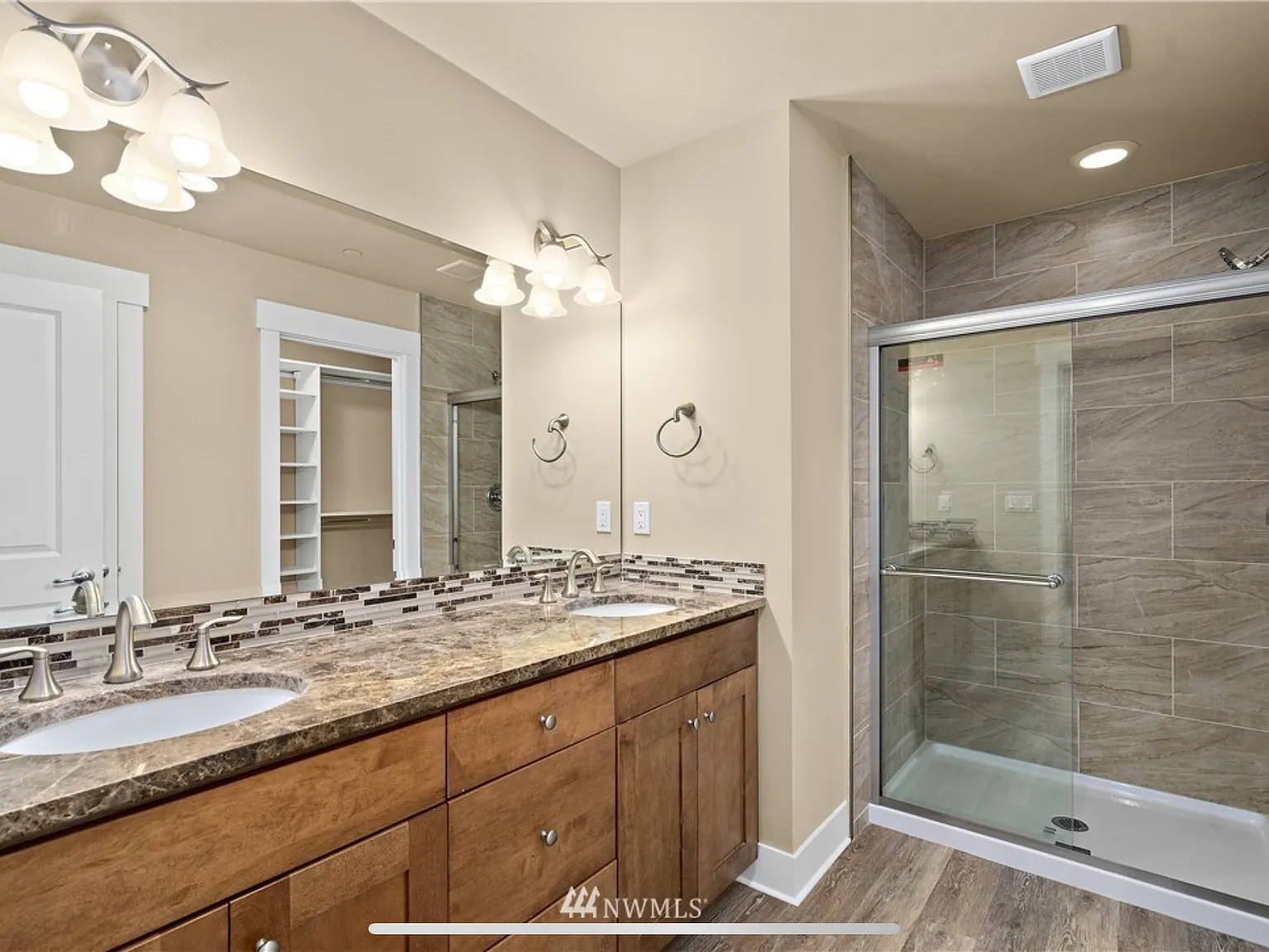 2 bed, 1430 sqft, $3,400 — Photo 2