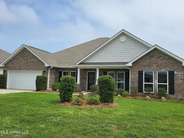 1200 Carraway Cv, Ocean Springs, MS 39564