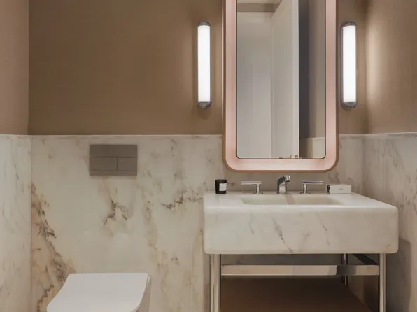 720 West End Avenue image 10 of 24