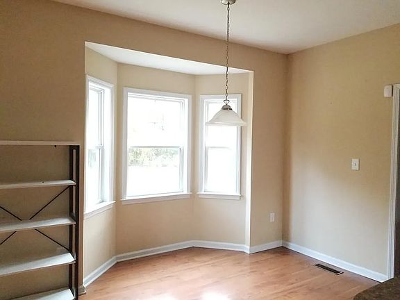 5th image of 1421 Tawny View Ln