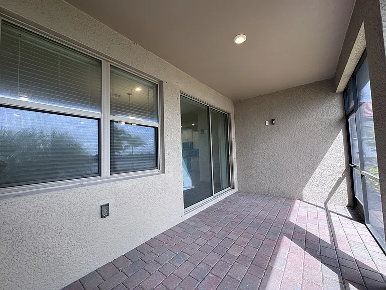 209 Vinadio Blvd — Photo 21