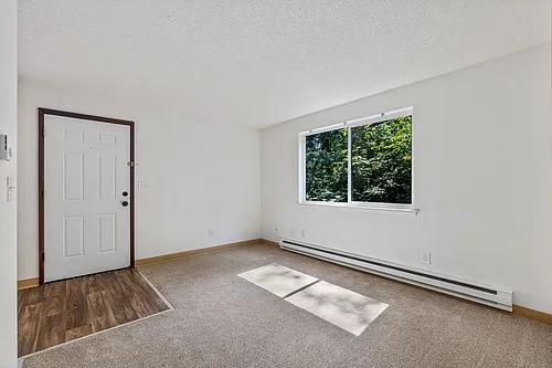1830 Carpenter Rd SE Photo 1