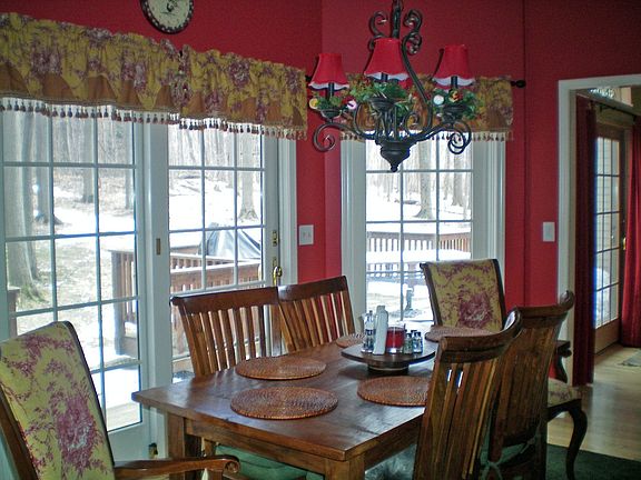 3rd image of 5180 Balmoral Dr