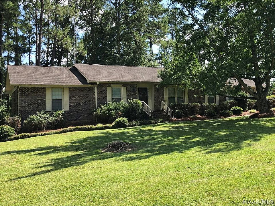 1st image of 1089 Country Club Dr