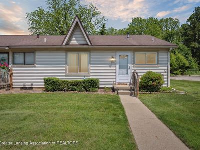 2110 La Mer Ln, Haslett, MI, 48840