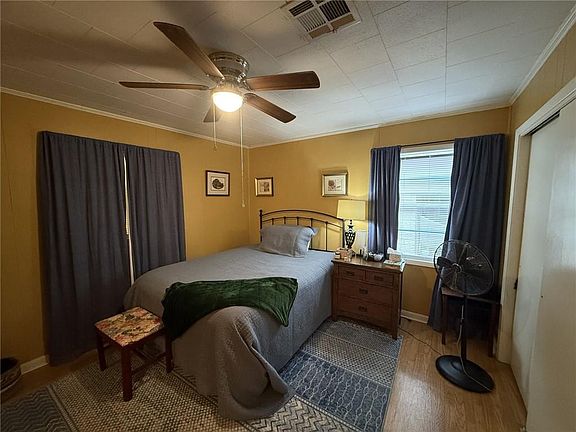 5th image of 841 Louisiana Ave