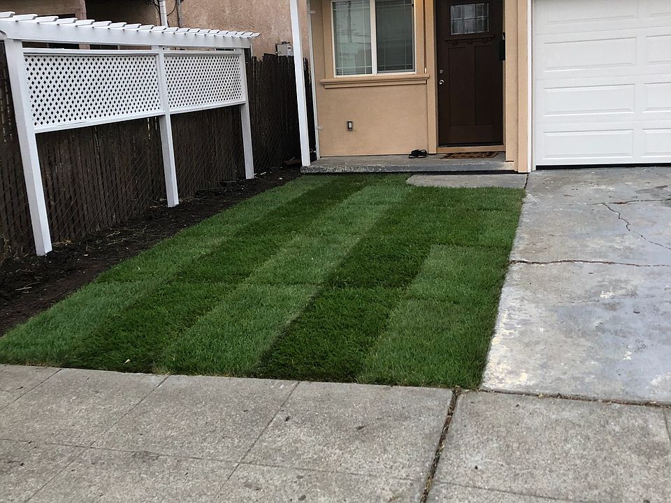 1st image of 569 S 31st St