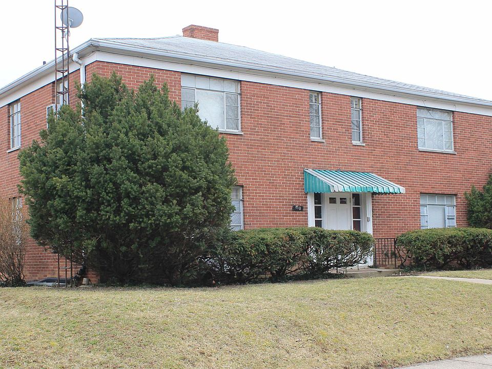 1st image of 810 Uhrig Ave