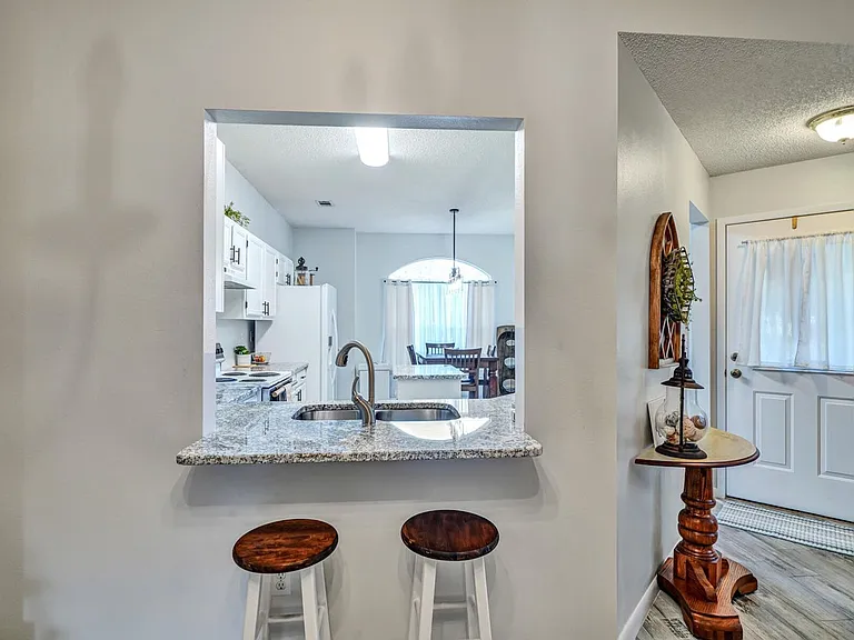 1696 Valparaiso Blvd — Photo 8