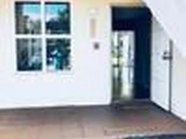 21103 Glenmoor Dr, West Palm Beach, FL