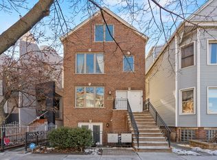 1525 W Barry Ave APT 2R, Chicago, IL 60657