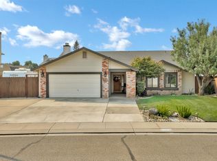 888 Nancy Dr, Ripon, CA 95366