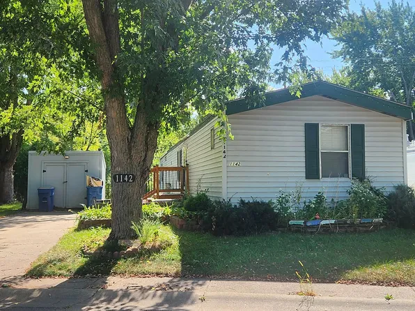 1142 101st Ave NW, Coon Rapids, MN 55433