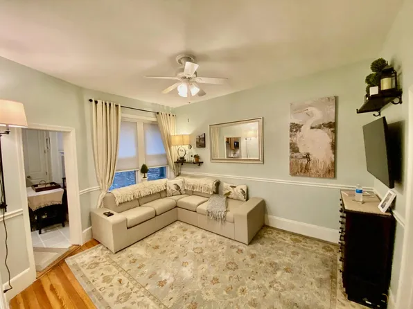 200 Warren Ave #4, Boston, MA 02118