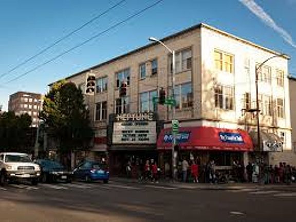 4th image of 4315 9th Ave NE #206