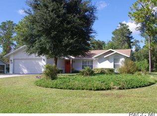 4 Greenpark Blvd, Homosassa, FL 34446