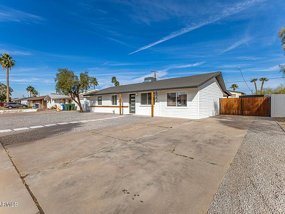 4th image of 622 E PAPAGO Drive