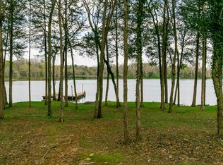 125 Grassland Dr, Gallatin, TN 37066