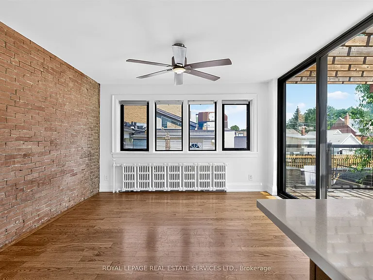 27 Saint Johns Rd — Photo 11