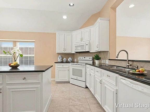 5th image of 3022 Valley Ct