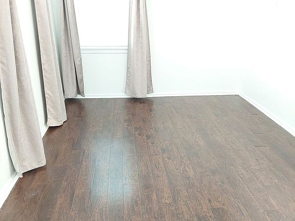 4th image of 4628 York Blvd #4630
