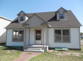 1921 W Maple Ave, Enid, OK 73703