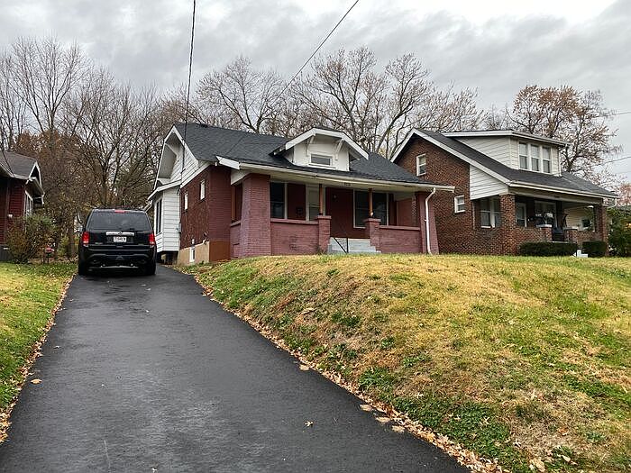 1st image of 9116 E Milton Ave